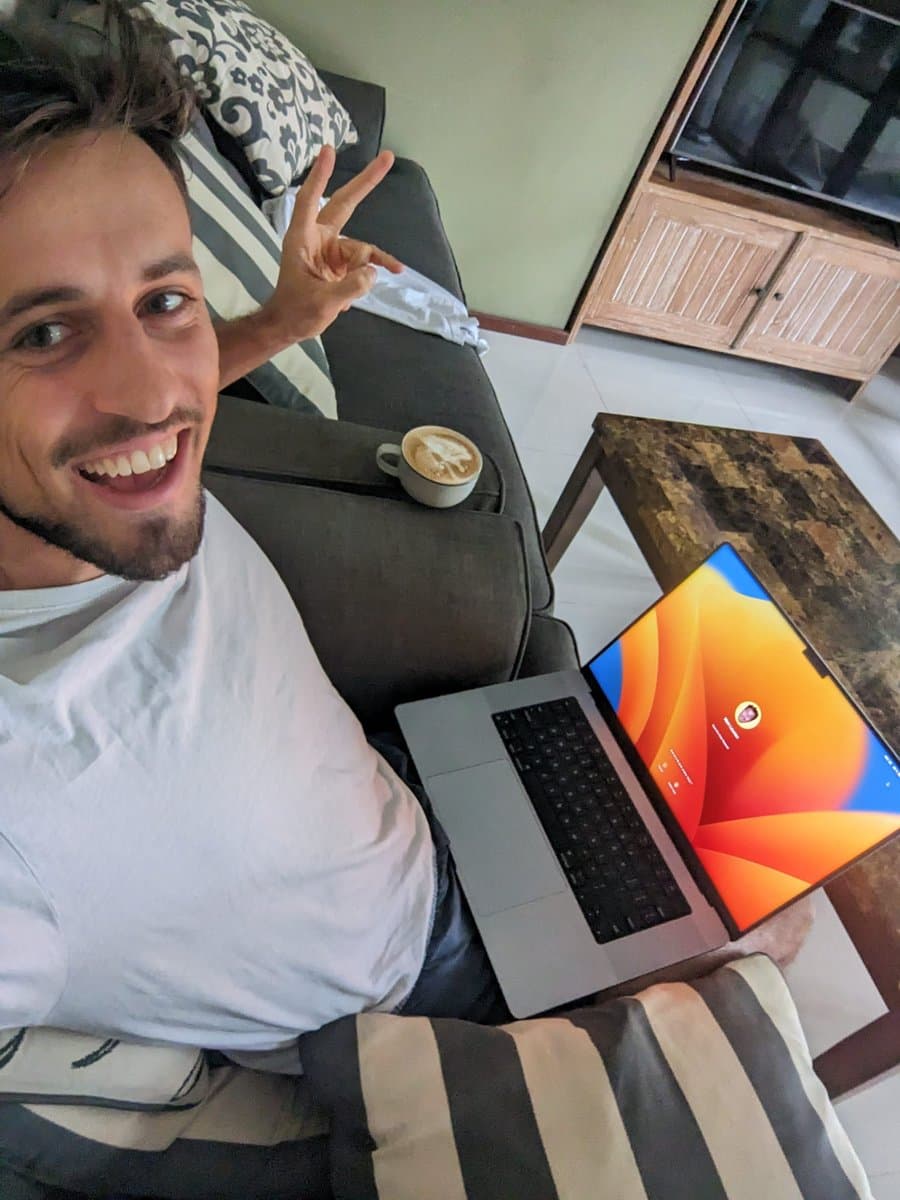 When I started sharing my journey on Twitter 3 years ago, I could have NEVER believed what I achieved in 2024. I dreamt…