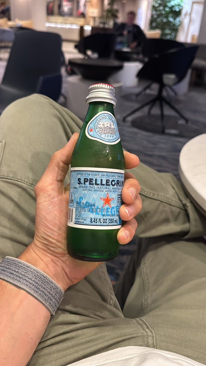 $7 + taxes + tip = $10 $0.6 per sip American food have better margins than AI startups